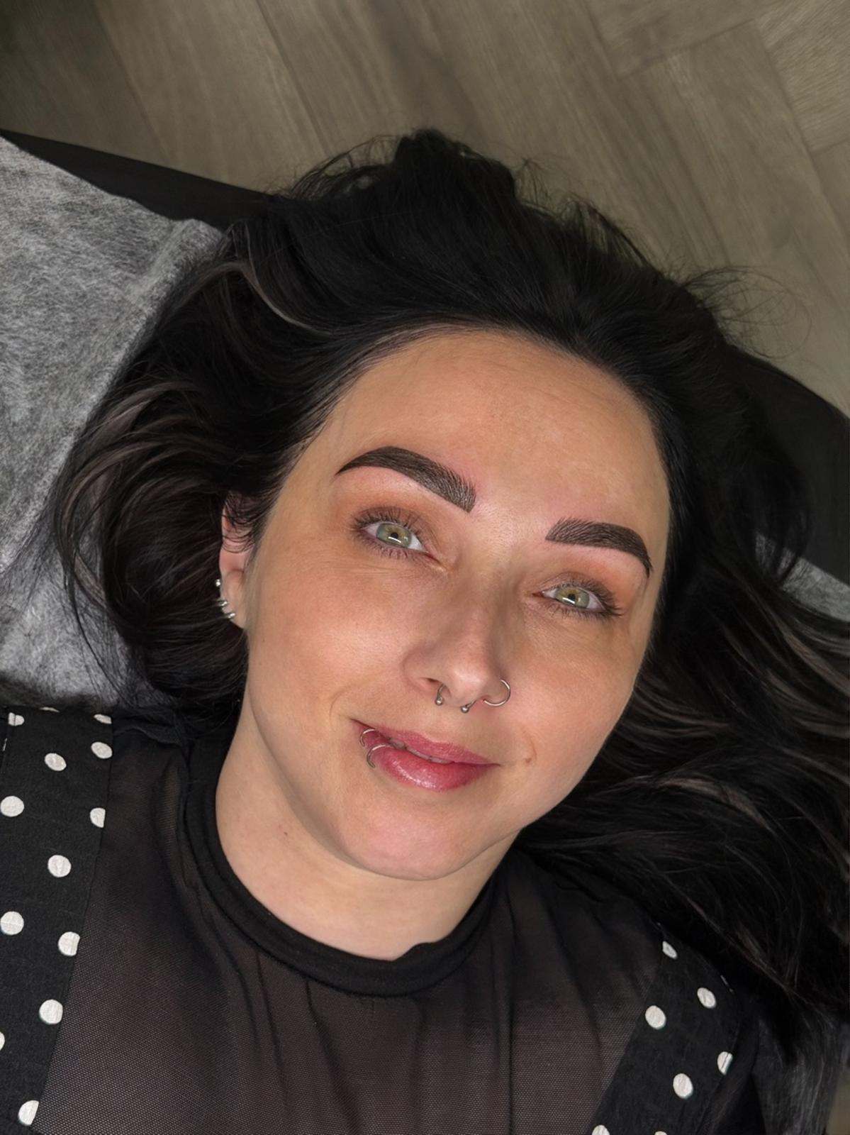 Blade & Shade Brows